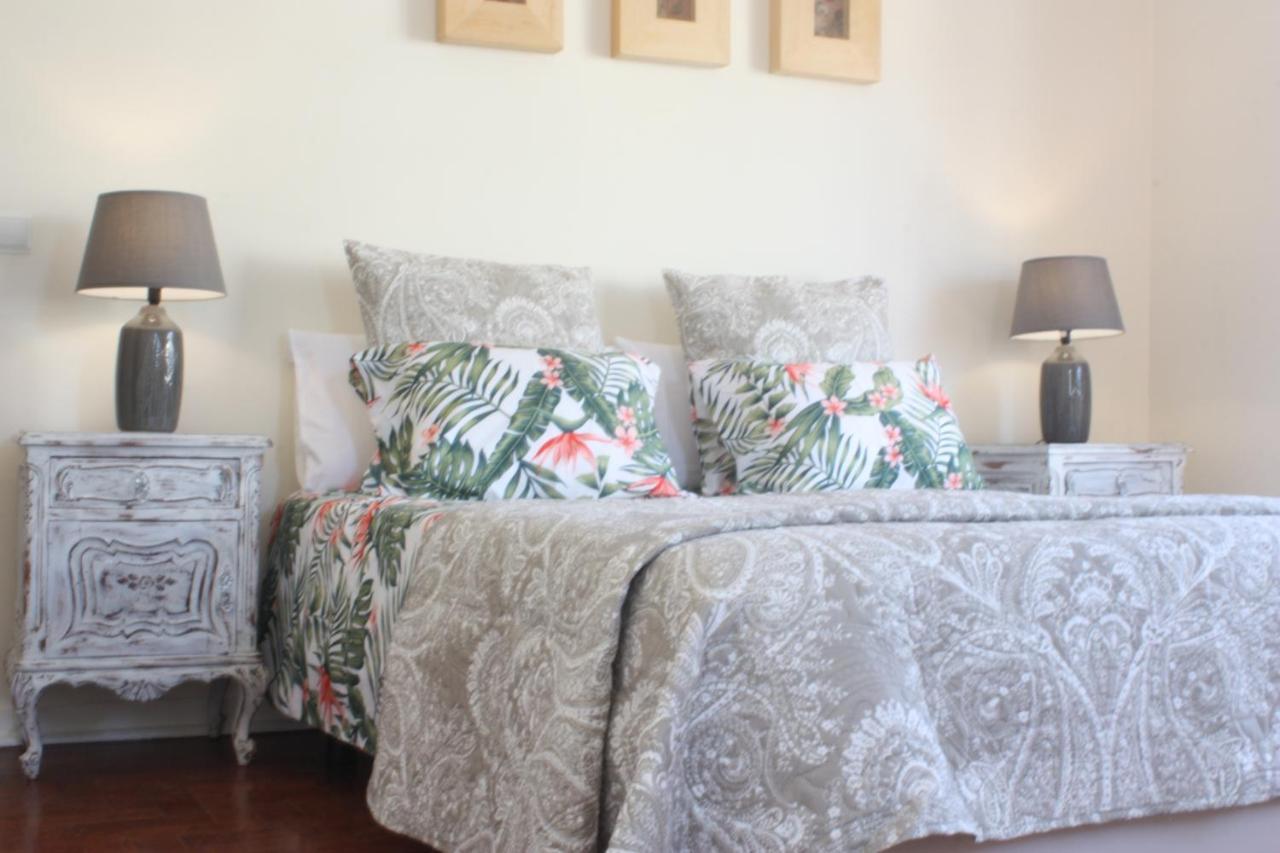 Petunia - Guest House Cascais Room photo